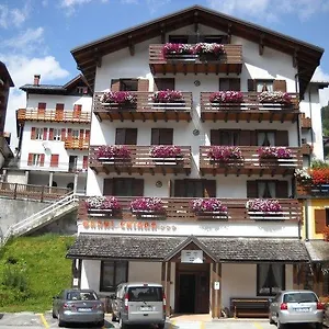 Chiara Hotel